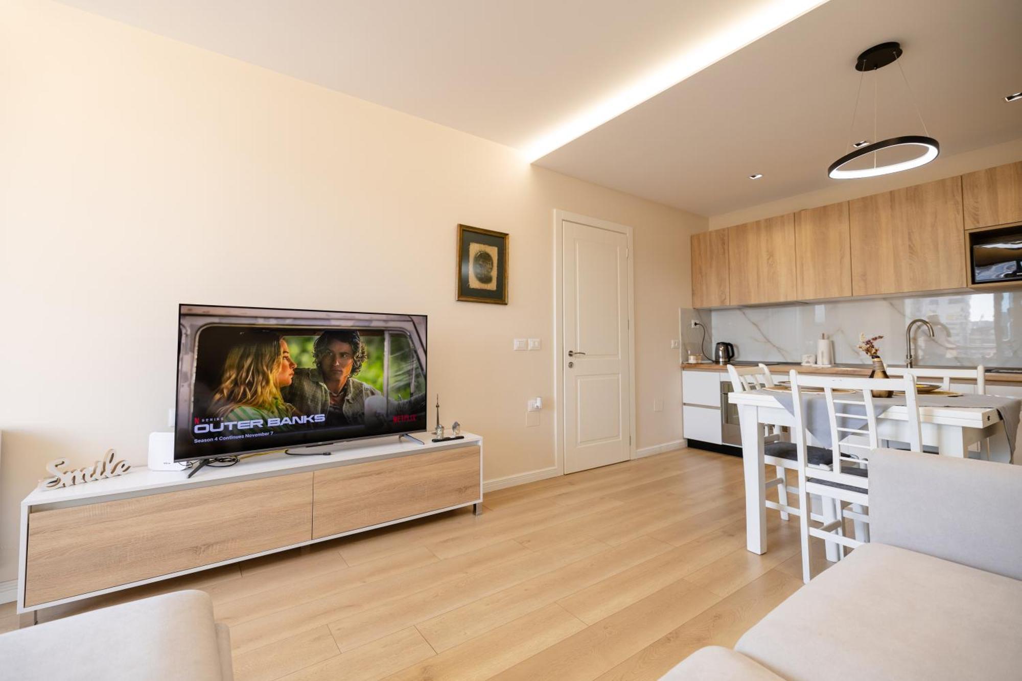 Luxury Center Observatori * Tirana