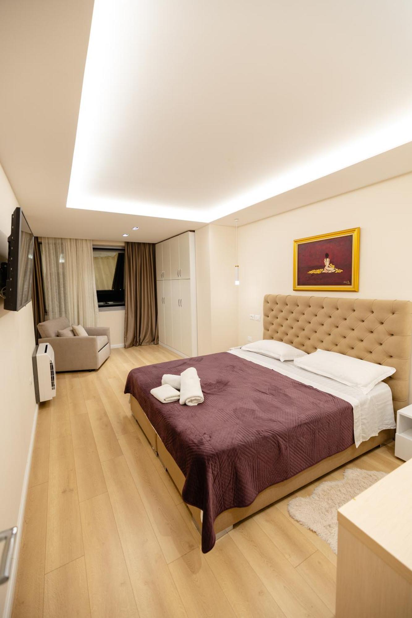 Apartment Luxury Center Observatori Tirana