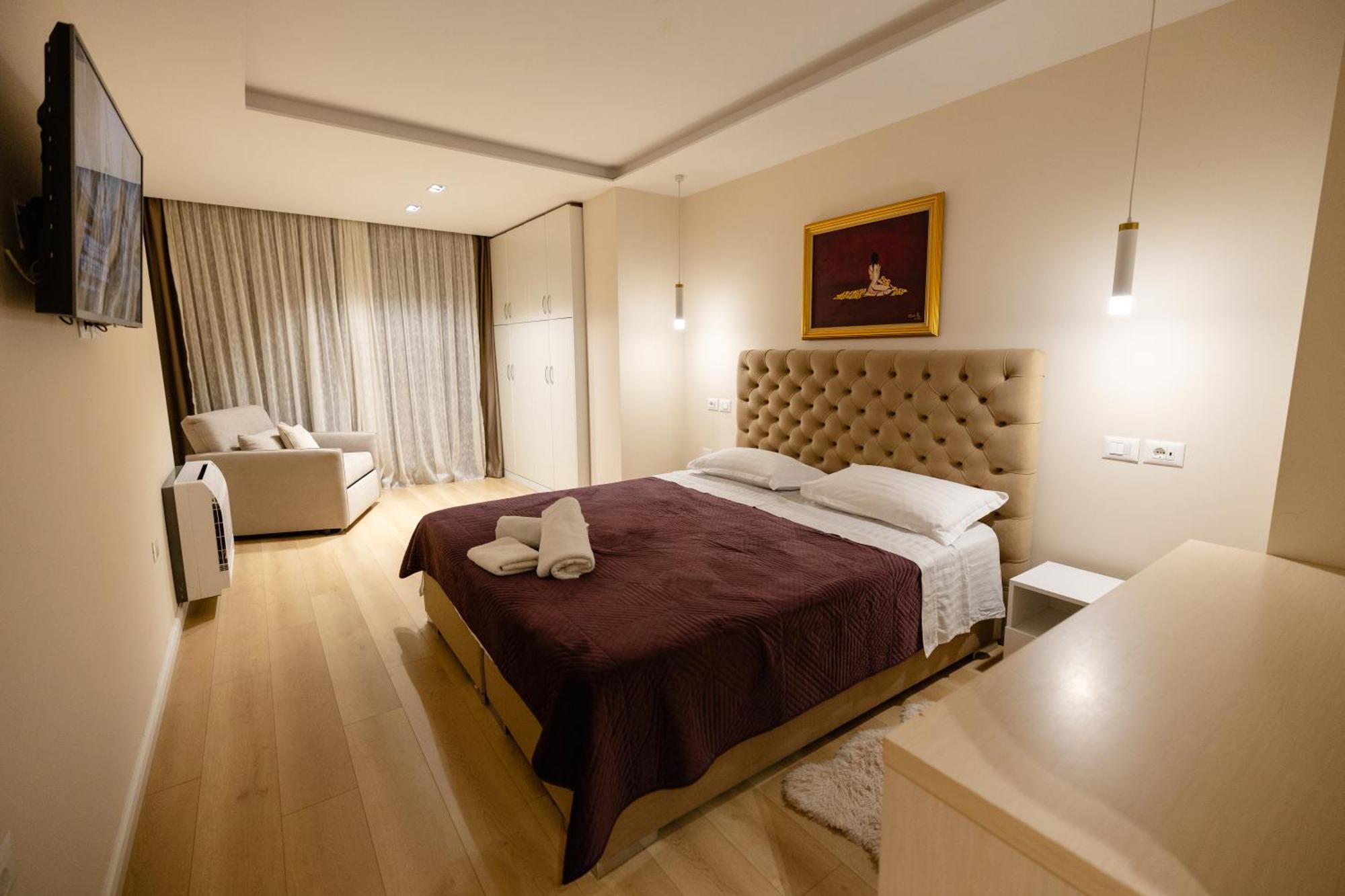 Luxury Center Observatori Apartment *