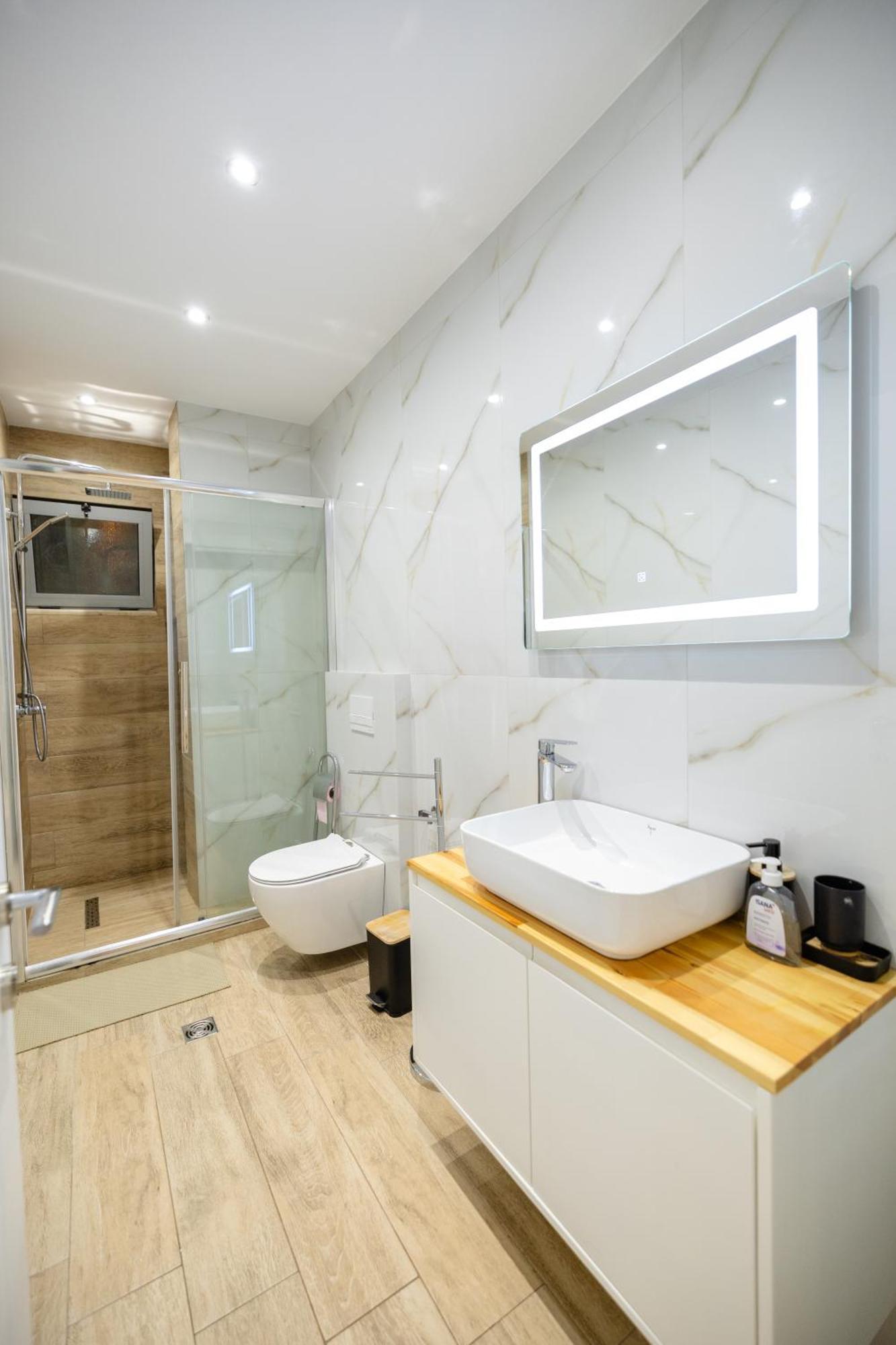 Luxury Center Observatori Apartment Tirana