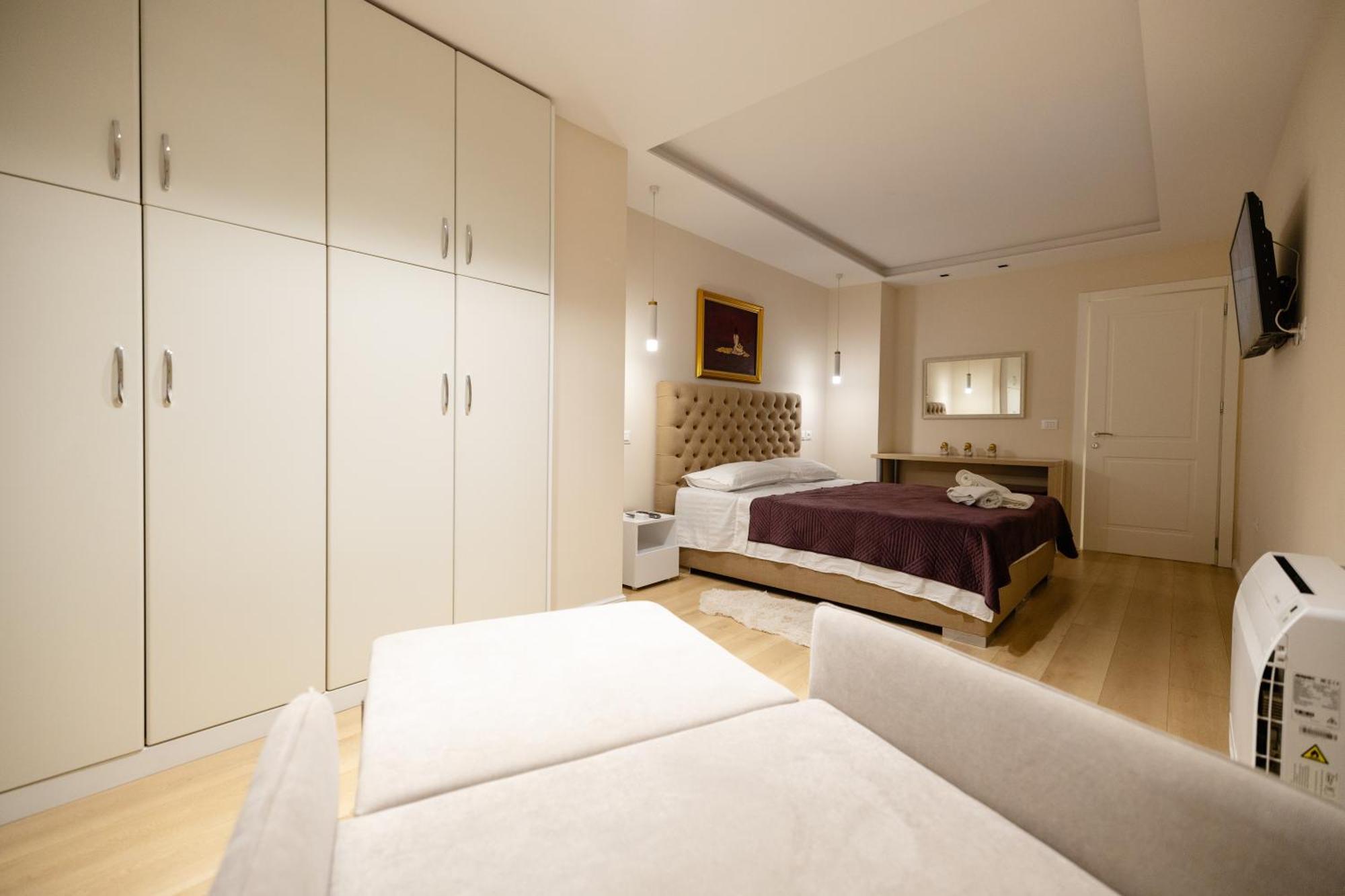Luxury Center Observatori * Tirana