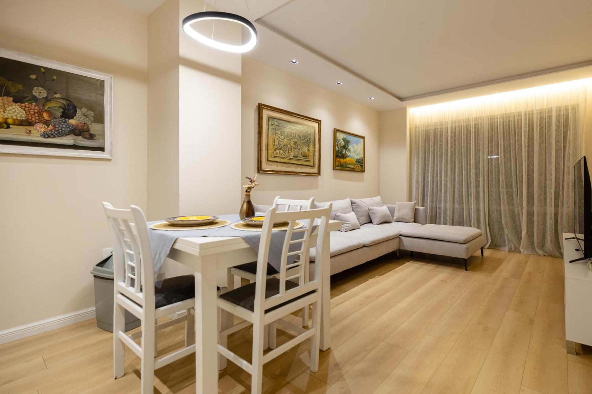 Apartment Luxury Center Observatori Tirana